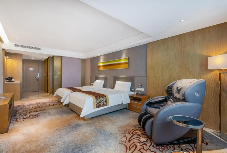 Guangzhou Pearl River International Hotel （Yijing Lu Metro Station）