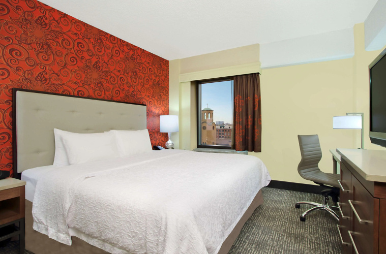 Hampton Inn & Suites Columbus-Downtown