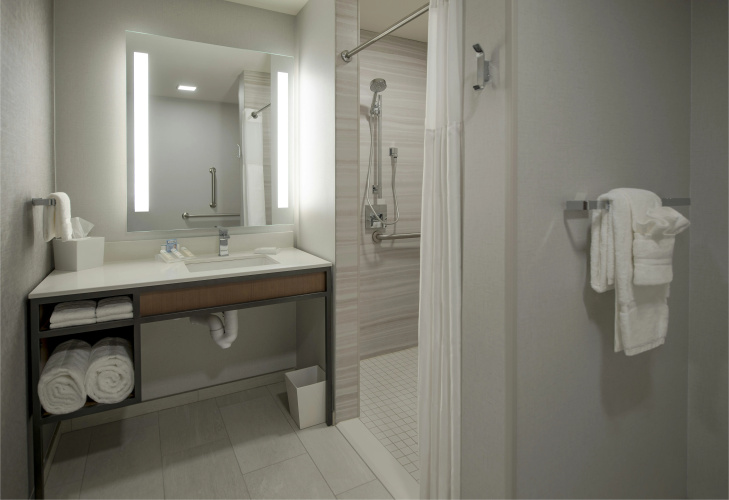 DoubleTree by Hilton Hotel Dallas Near the Galleria photo 9