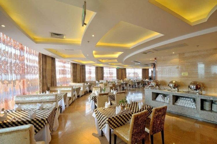 Golden Diamond Hotel