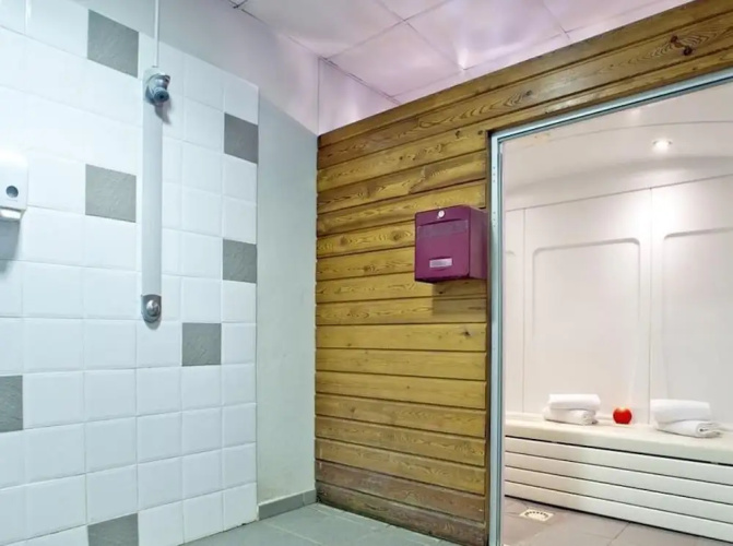 Joli T2 piscine hammam & parking gratuit