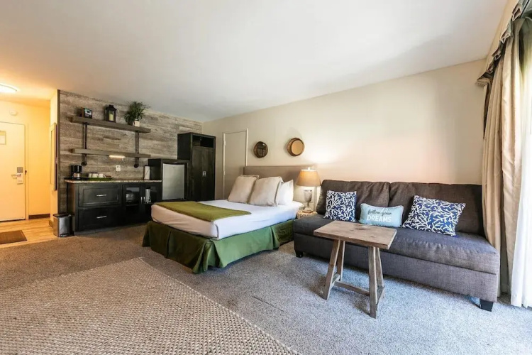 231 Bldg C 1 Bedroom Condo