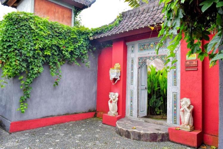 3 Bedrooms Villa