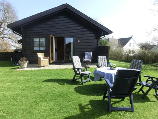3 Bedrooms Cottage
