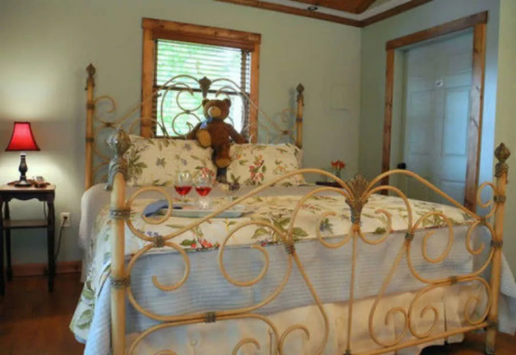 Beechwood Inn - Bed Breakfast
