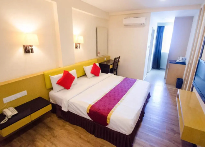 Grand Eastern Hotel