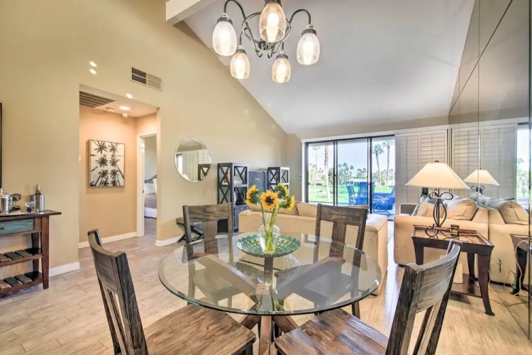 6 Mi to El Paseo: Gem w/ Pool Access!