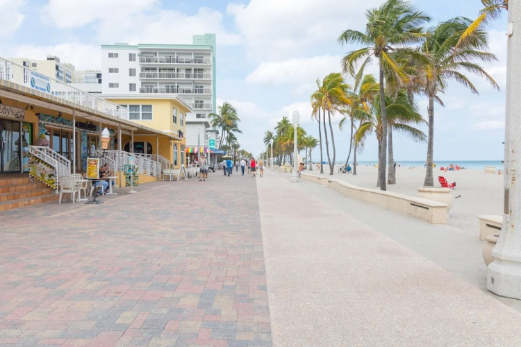 689 Partial Ocean View Hollywood Beach
