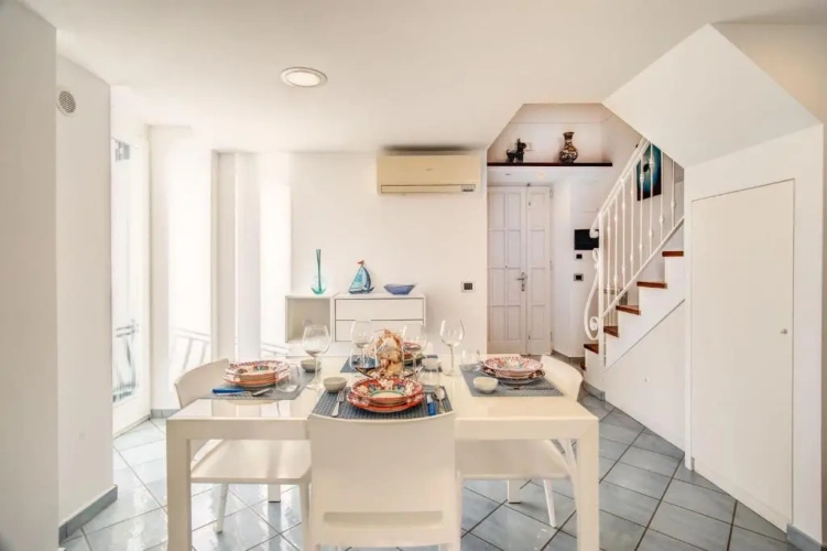 Double Cottage