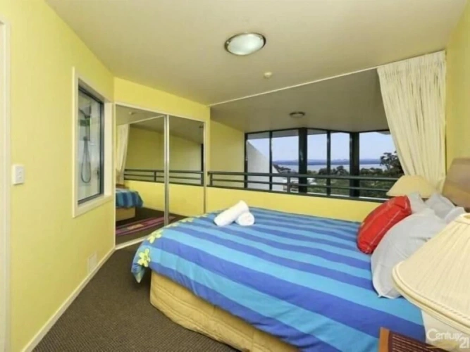 1 Bedroom Apartment with balcony and with view