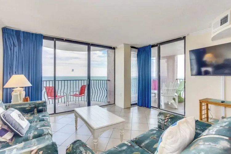 1 Bedroom Standard room with balcony and oceanfront