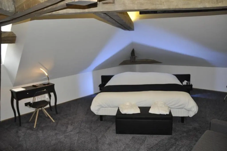 Deluxe Double Suite