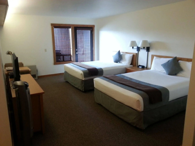 Harbor Lite Lodge