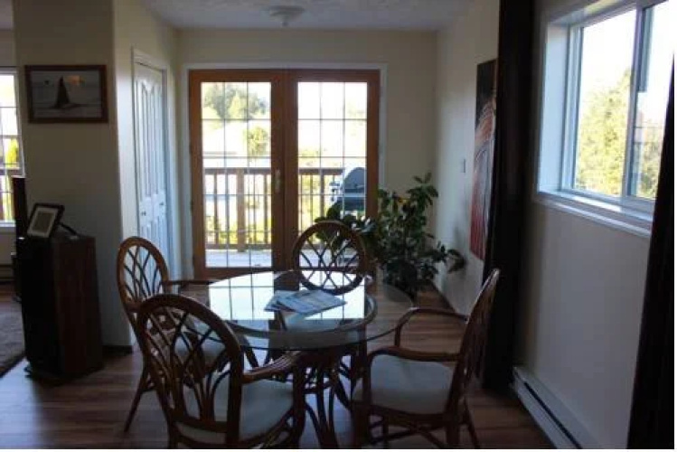 Adventure Tofino B&B
