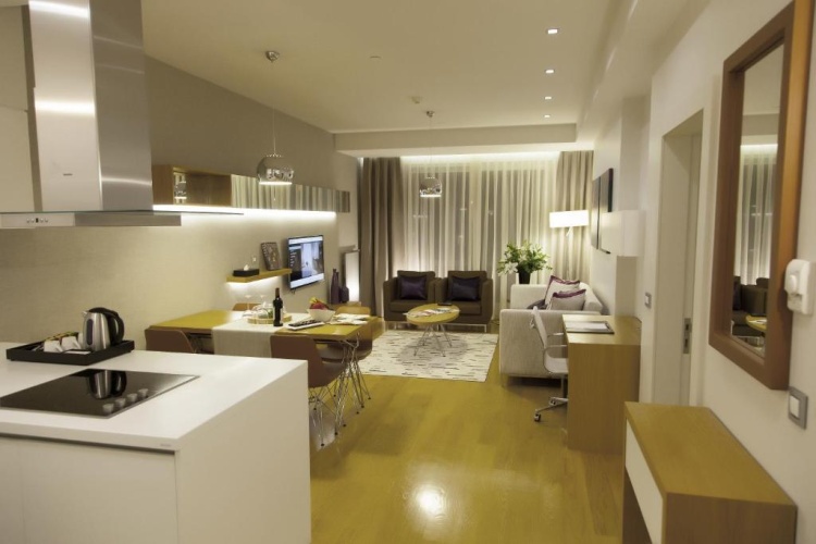 1 Bedroom Deluxe Apartment