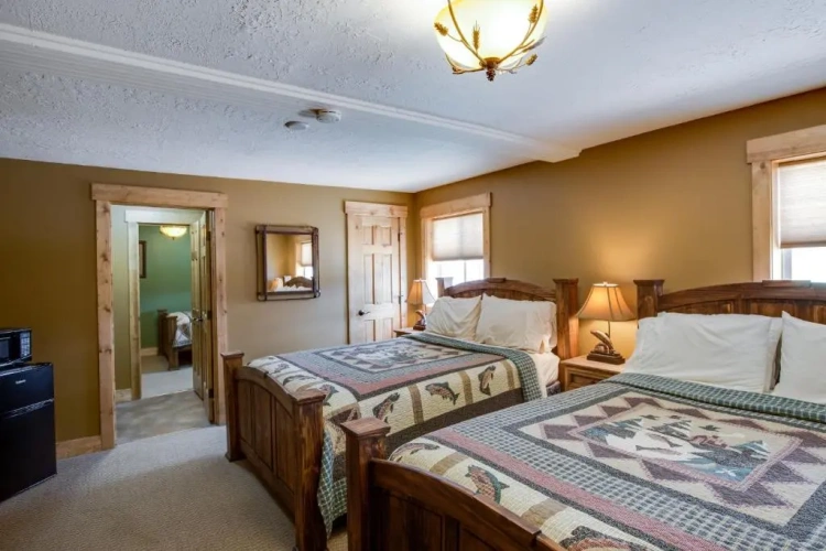 Deluxe Double Suite