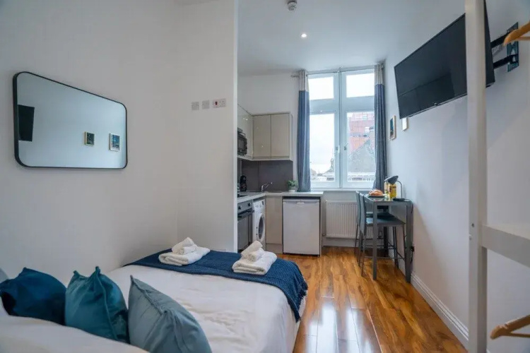Flat 22