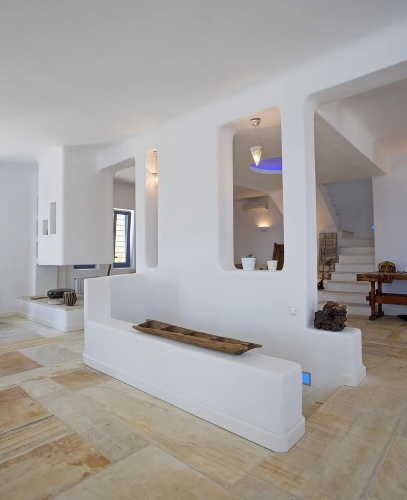 Seaside luxury villa by VillaRentalsgr
