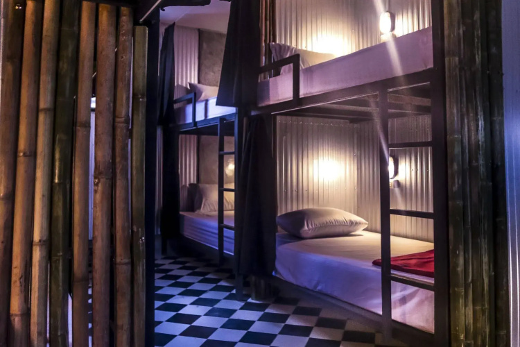 Phanganist Hostel