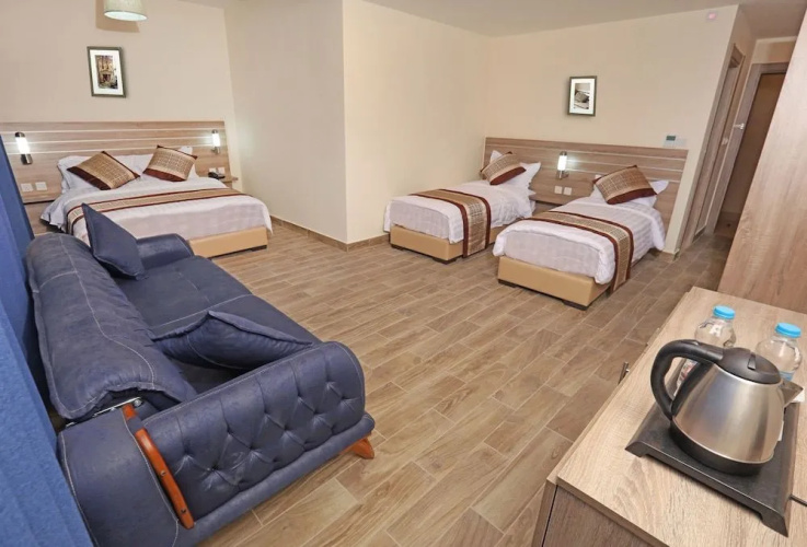 La Riva Hotel