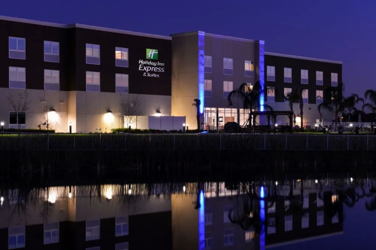 Holiday Inn Express & Suites Trinity