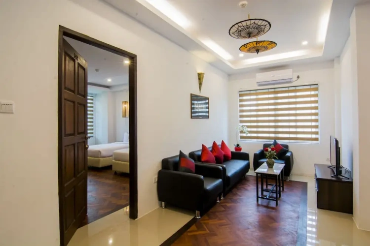 Family Apartment with balcony