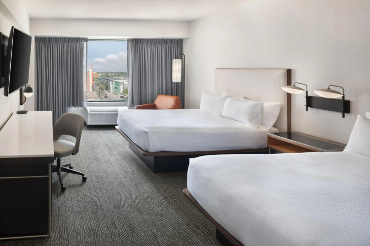 Courtyard by Marriott Stamford Downtown