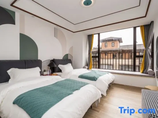 5 Bedrooms Economy Villa