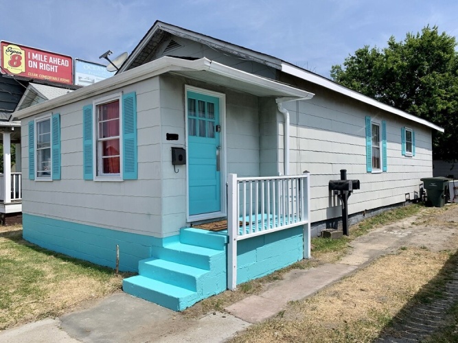 2 Bedrooms Cottage