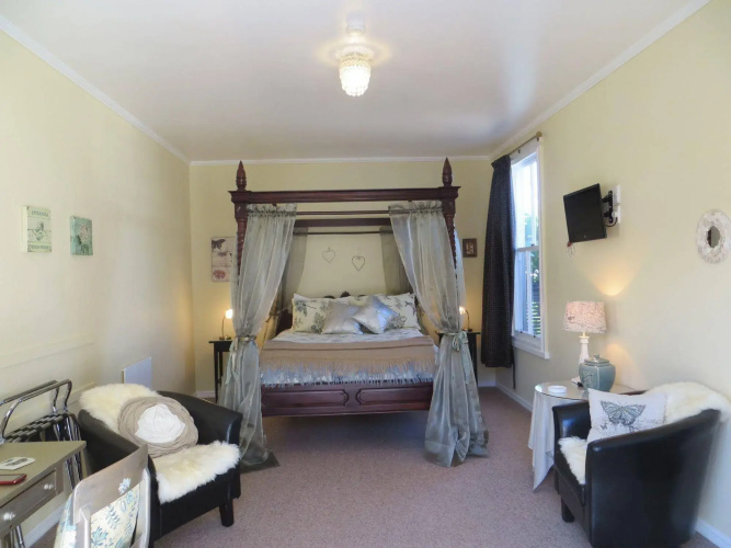 Cotswold Cottage Bed and Breakfast