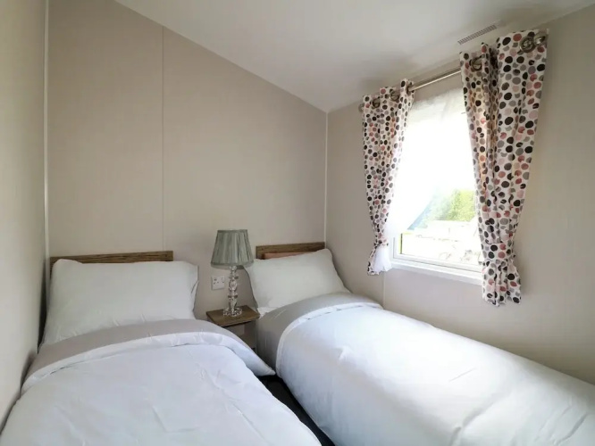 Pheasant Lodge