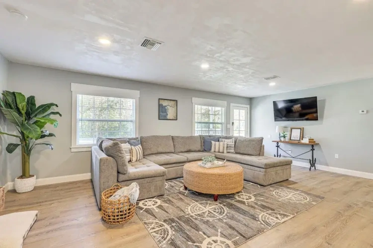 2 Bedrooms Cottage