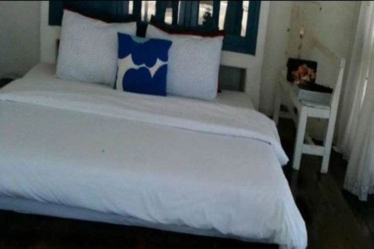 Hua Plee Lazy Beach
