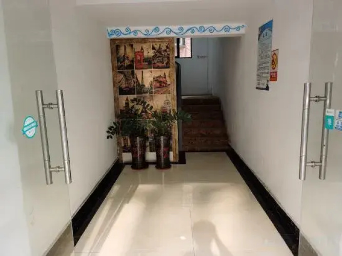 Dongguan Town Inn