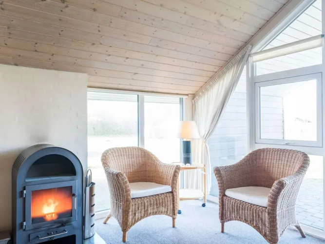Tranquil Cottage With Spa and Sauna-by Traum