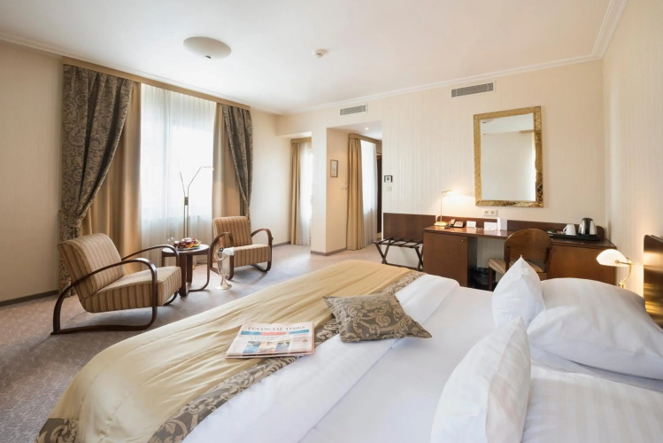 Devin Hotel
