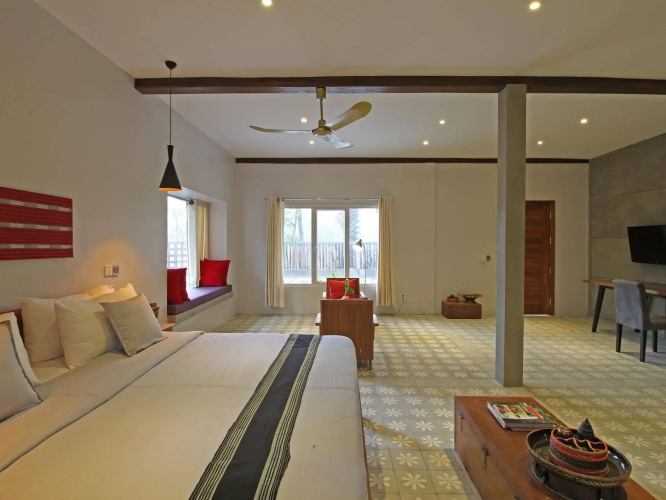Isann Lodge