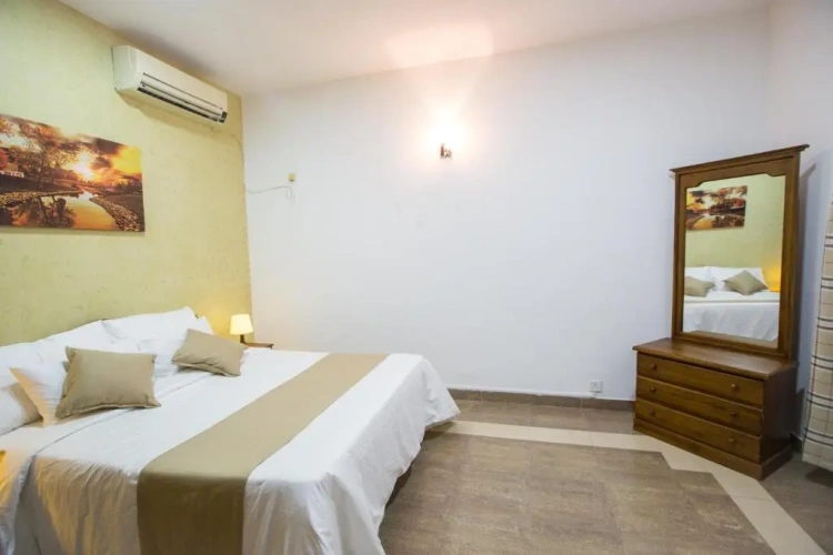 2 Bedrooms Apartment