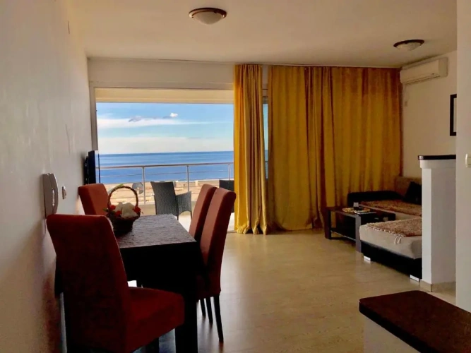 1 Bedroom Apartment with sea view