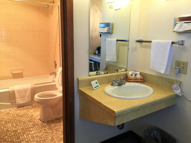 Cedar Motor Inn photo 10