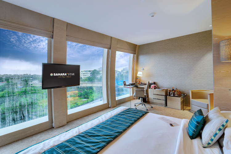 Sahara Star photo 8