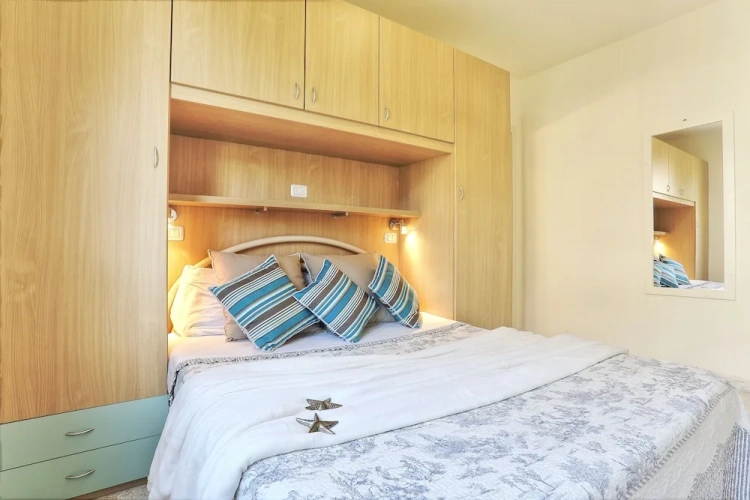 1 Bedroom Classic Apartment