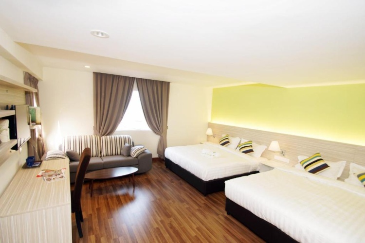 Premier Family Suite with view