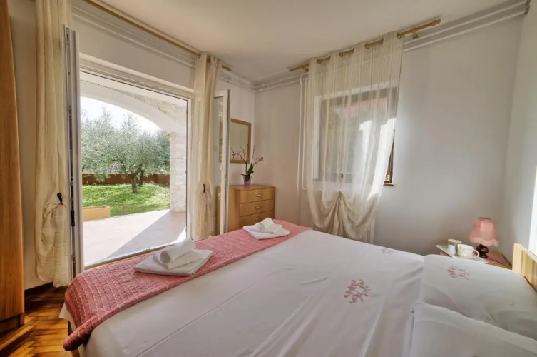 Apartments Mirella