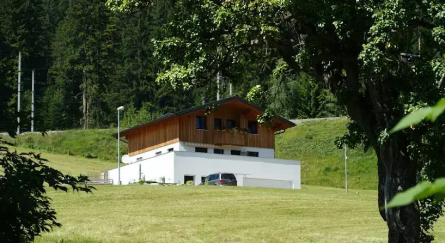 Haus Adrian
