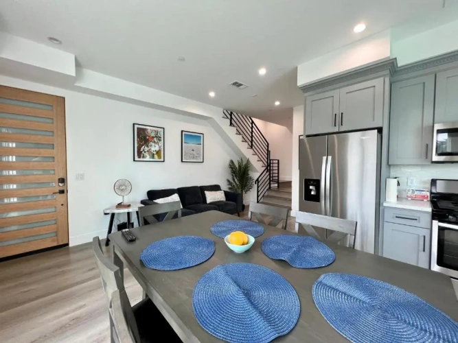 3 Bedrooms Villa