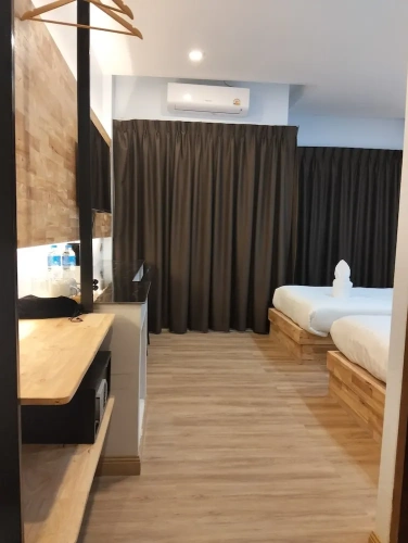 Deluxe Twin room with balcony and with city view