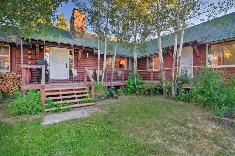 3 Bedrooms Cottage