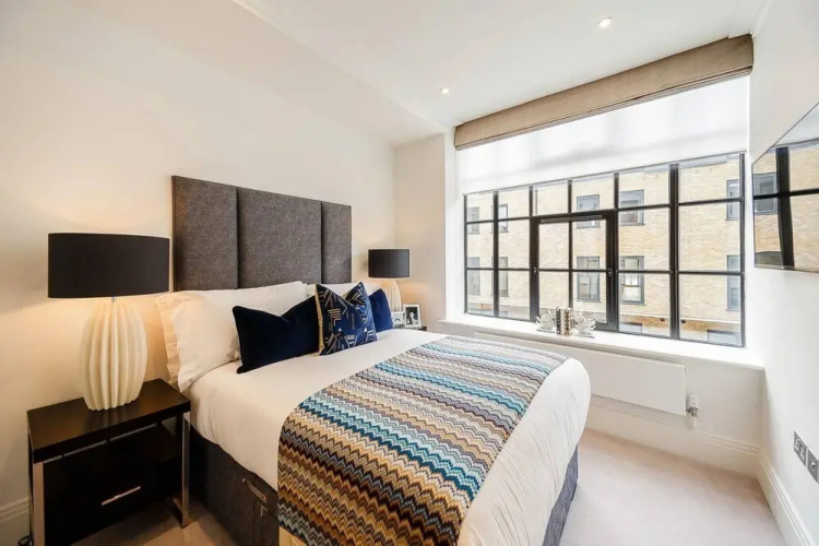 Classy 2 Bedroom Apartment By The Thames