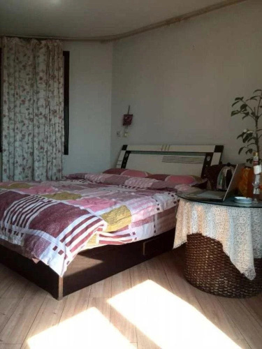 Kunming Harbor Home Hostel
